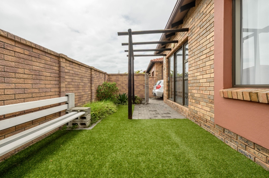 2 Bedroom Property for Sale in South End Eastern Cape